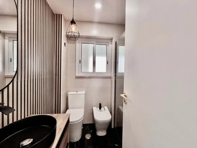 Apartamento T2 para Venda em Agualva e Mira-Sintra Foto 12