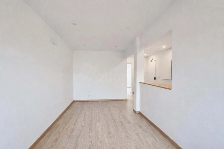 Apartamento T2 para Venda em Agualva e Mira-Sintra Foto 18