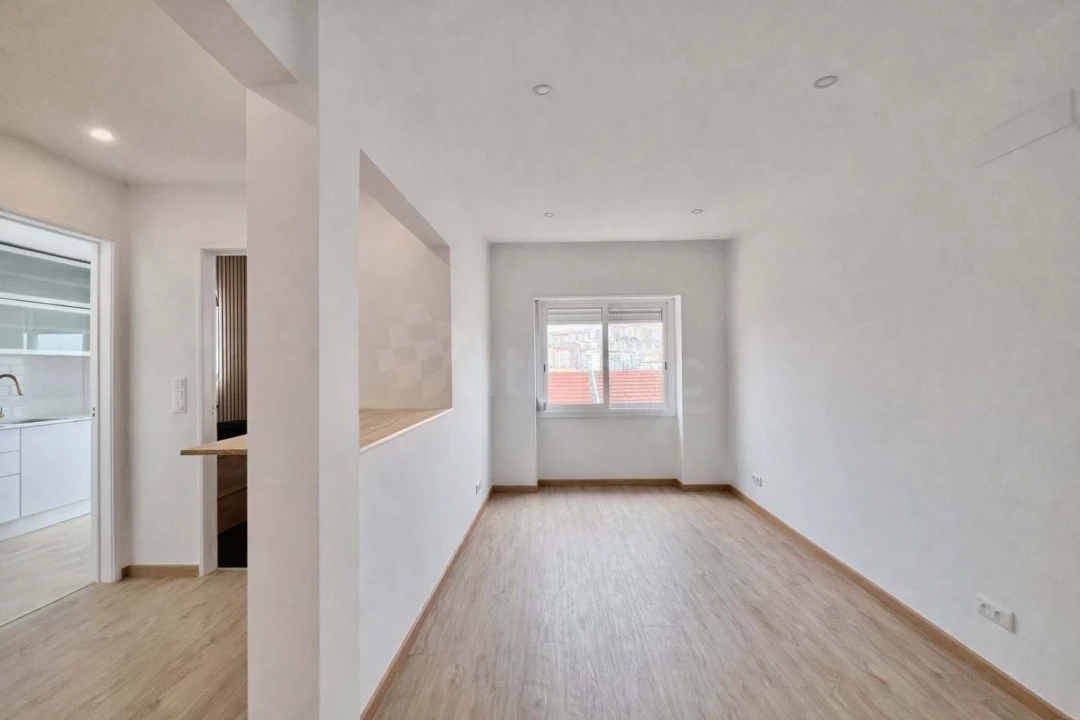 Apartamento T2 para Venda em Agualva e Mira-Sintra Foto 19