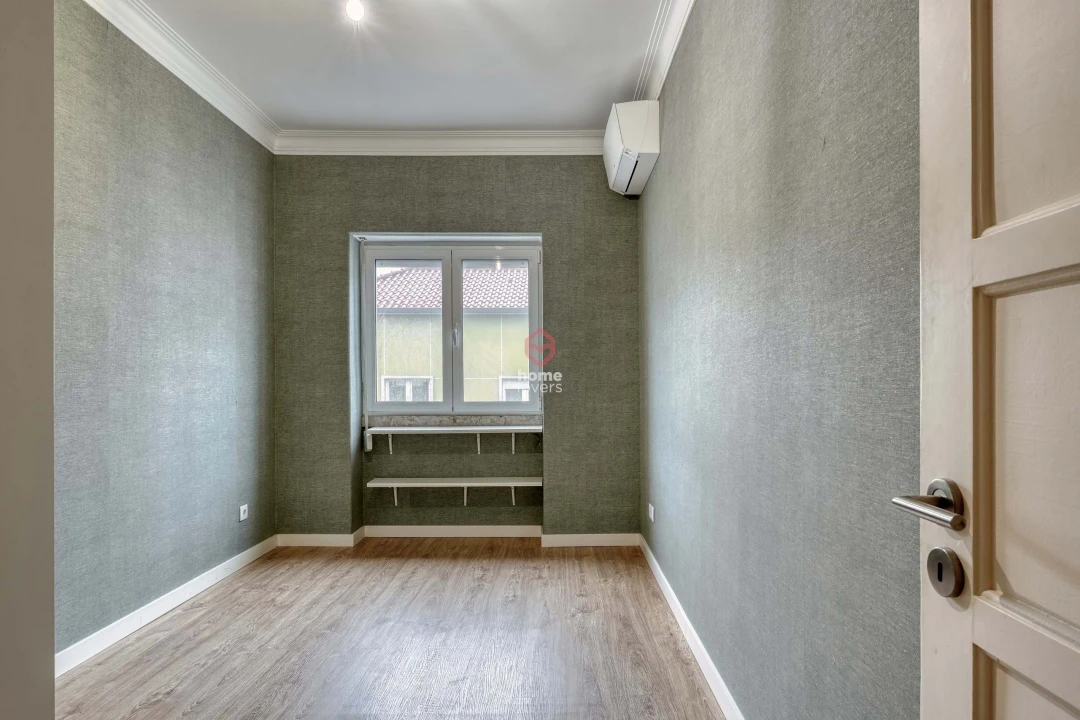 Apartamento T2 para Venda em Algés, Linda-A-Velha e Cruz Quebrada-Dafundo Foto 12