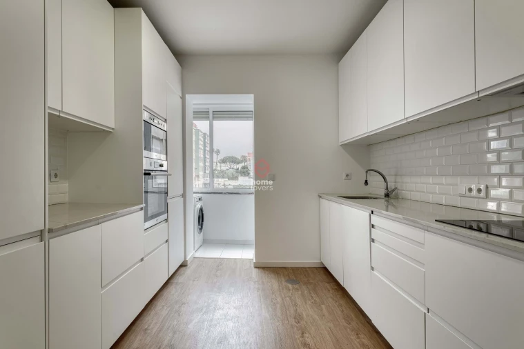 Apartamento T2 para Venda em Algés, Linda-A-Velha e Cruz Quebrada-Dafundo Foto 8