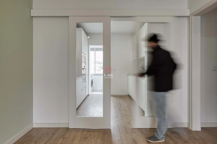 Apartamento T2 para Venda em Algés, Linda-A-Velha e Cruz Quebrada-Dafundo Foto 5