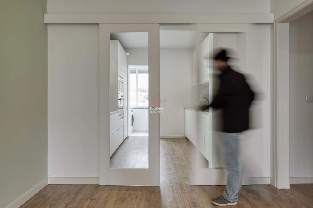 Apartamento T2 para Venda em Algés, Linda-A-Velha e Cruz Quebrada-Dafundo Foto 5