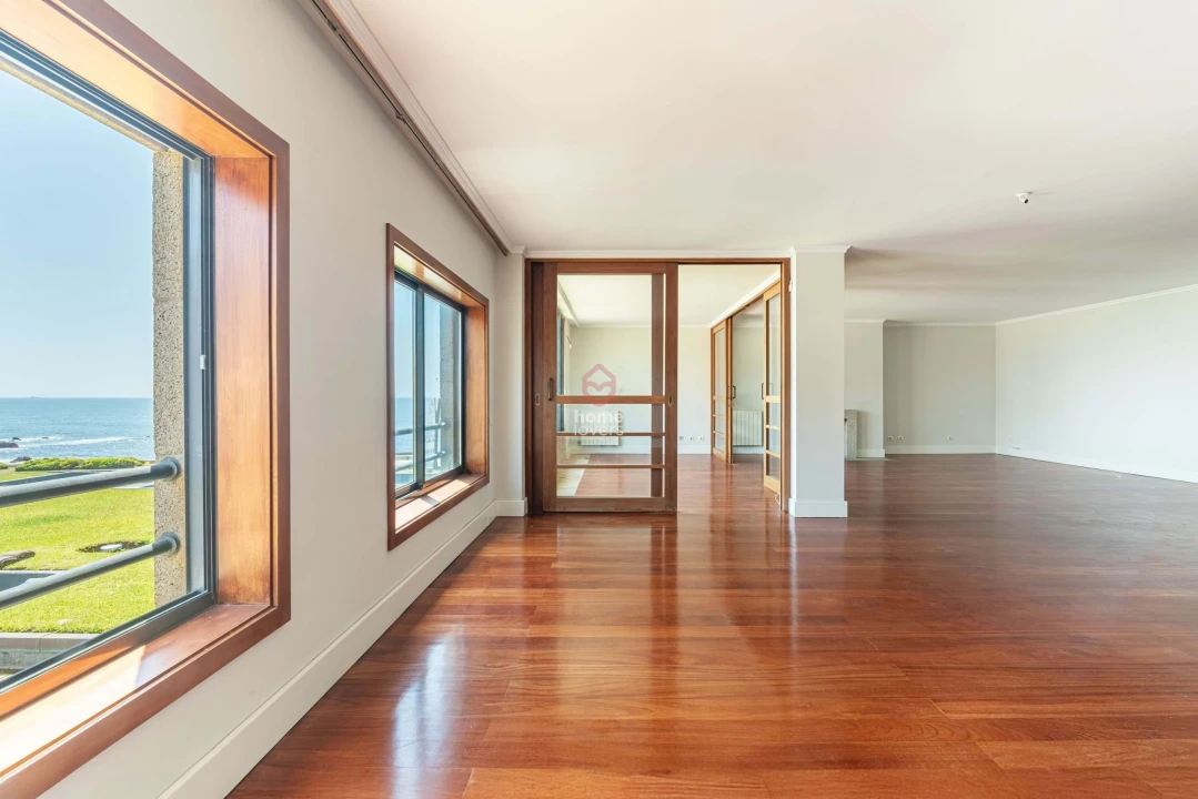 Apartamento T4 para Venda em Matosinhos e Leça da Palmeira Foto 1