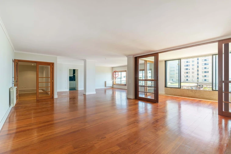 Apartamento T4 para Venda em Matosinhos e Leça da Palmeira Foto 8