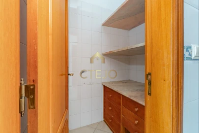 Apartamento T3 para Venda em Póvoa de Santa Iria e Forte da Casa