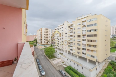 Apartamento T3 para Venda em Póvoa de Santa Iria e Forte da Casa