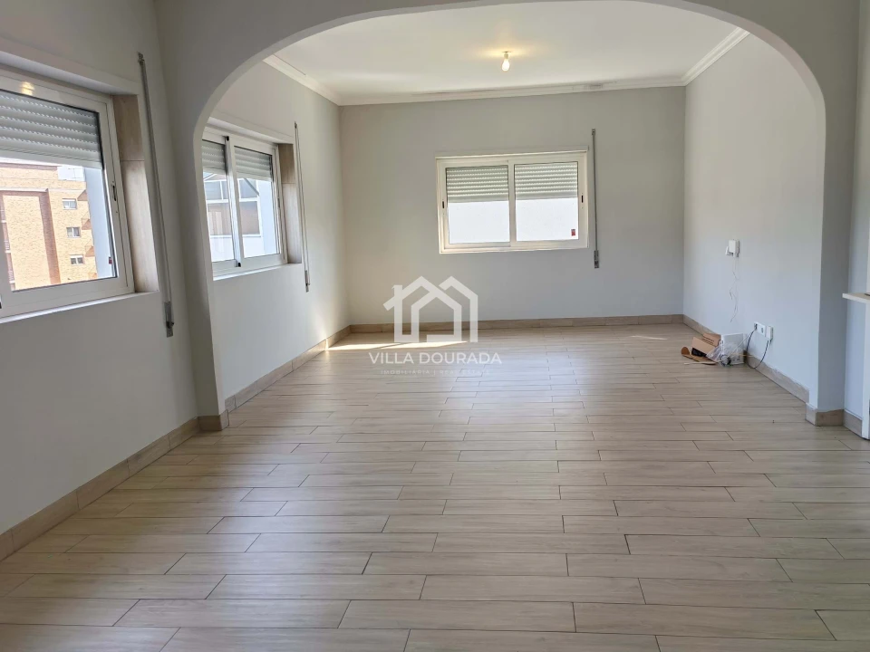 Apartamento T3 para Venda em Gondomar (São Cosme), Valbom e Jovim Foto 3