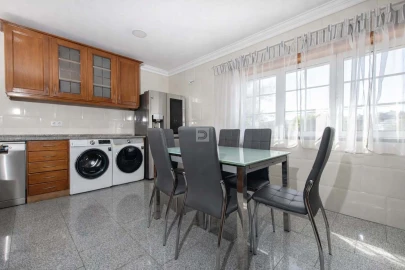 Apartamento T5 para Venda em União das Freguesias de Setúbal