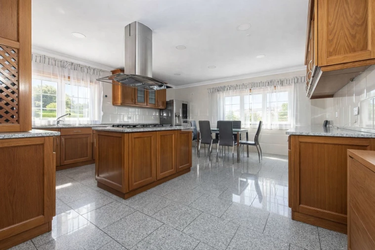 Apartamento T5 para Venda em União das Freguesias de Setúbal Foto 20