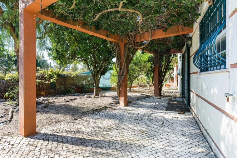 Moradia T5 para Venda em Agualva e Mira-Sintra Foto 15