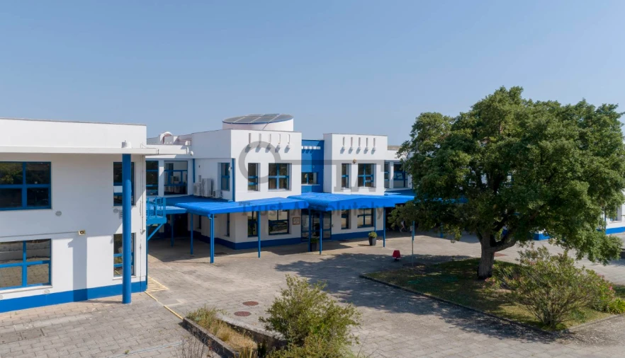 Moradia T5 para Venda em Agualva e Mira-Sintra Foto 17