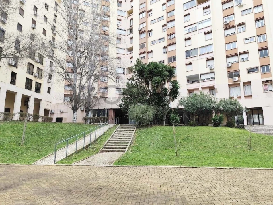 Escritório para Venda em Avenidas Novas Foto 1