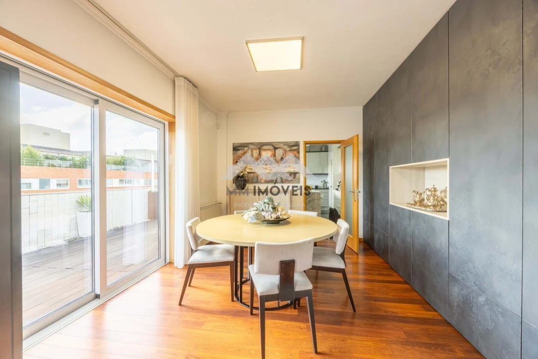 Apartamento T3 para Venda em Ramalde Foto 15