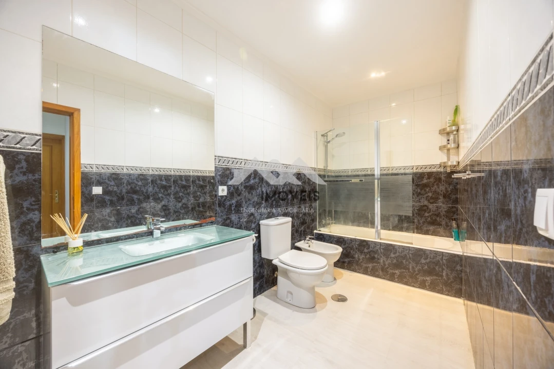 Apartamento T3 para Venda em Avintes Foto 16