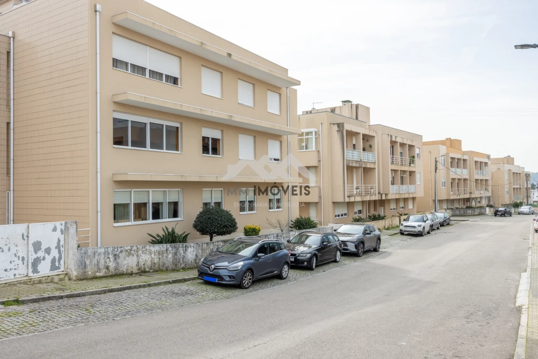 Apartamento T3 para Venda em Avintes Foto 5