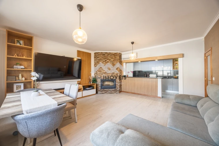 Apartamento T3 para Venda em Avintes Foto 2