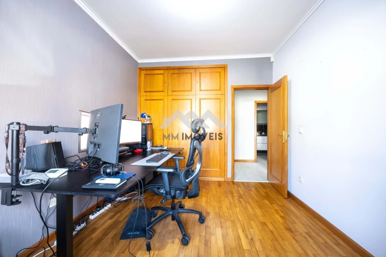 Apartamento T3 para Venda em Avintes Foto 23