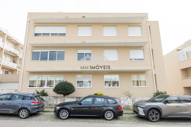 Apartamento T3 para Venda em Avintes Foto 14