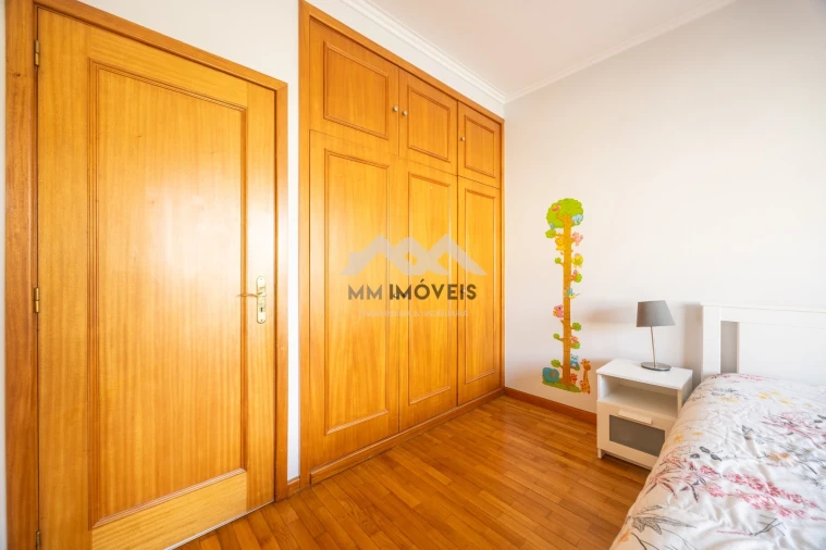 Apartamento T3 para Venda em Avintes Foto 42