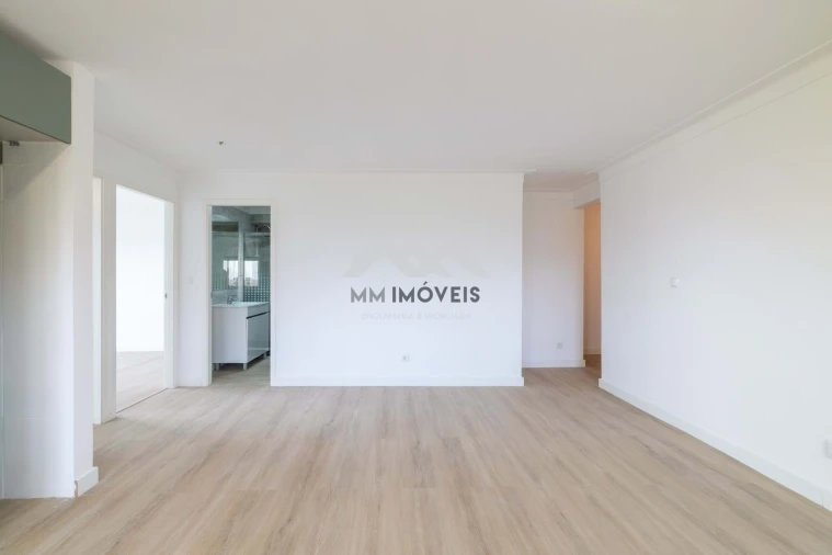 Apartamento T2 para Venda em Rio Tinto Foto 16