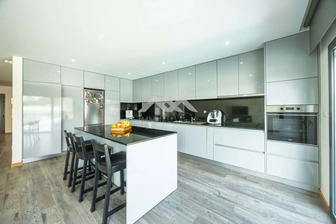 Moradia T3 para Venda em Alfena Foto 39