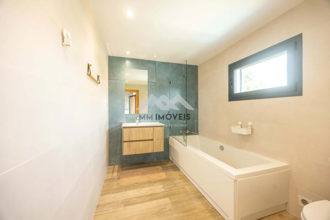 Moradia T3 para Venda em Alfena Foto 33