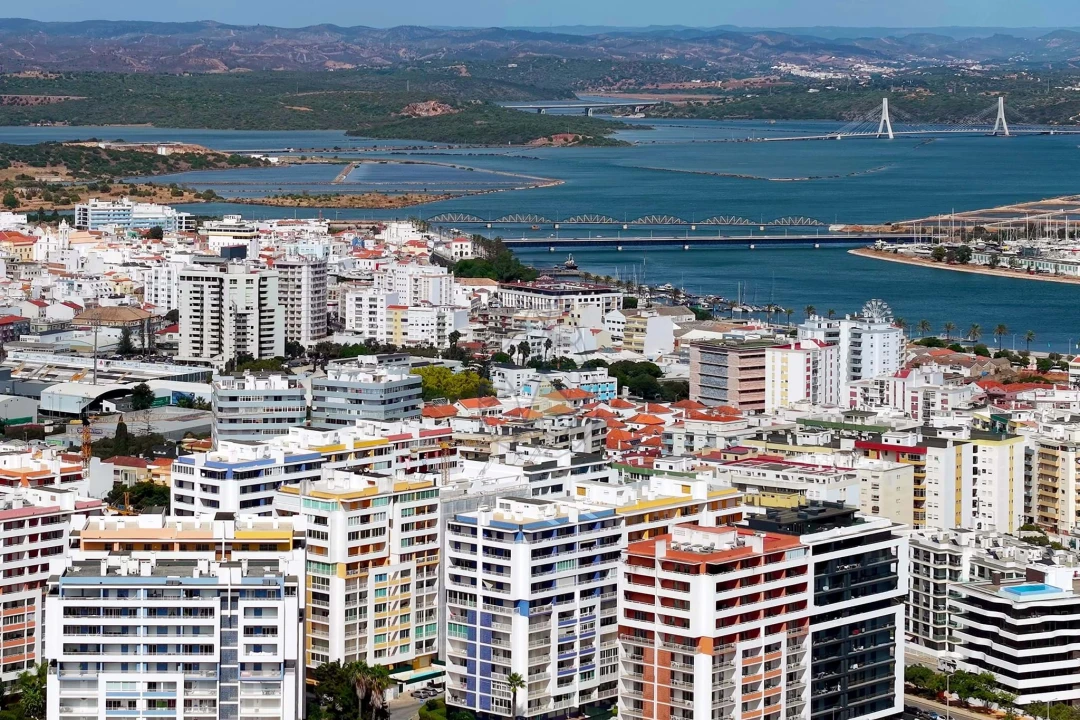 Apartamento T1 para Arrendamento em Portimão Foto 33