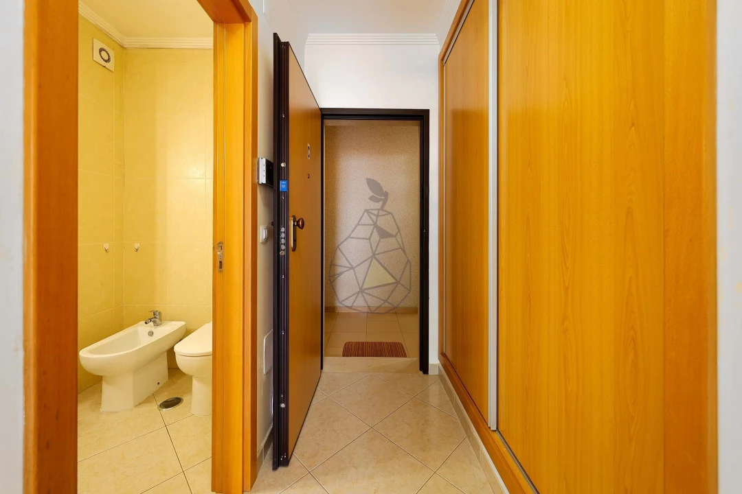 Apartamento T1 para Arrendamento em Portimão Foto 23