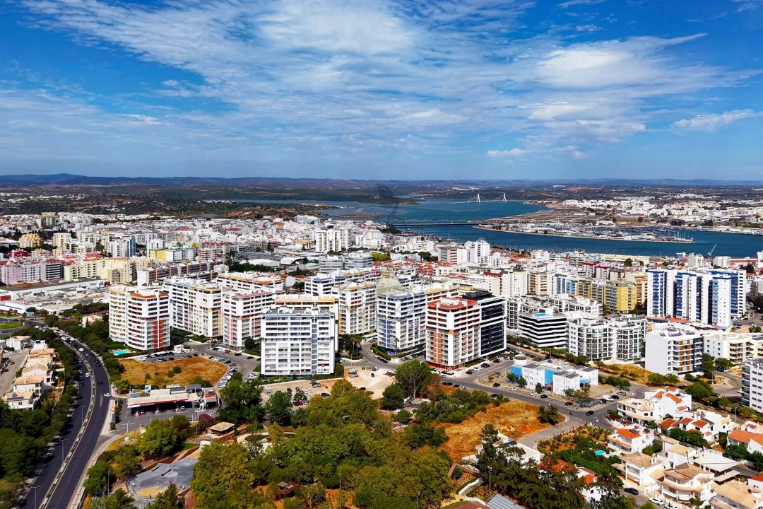 Apartamento T1 para Arrendamento em Portimão Foto 35