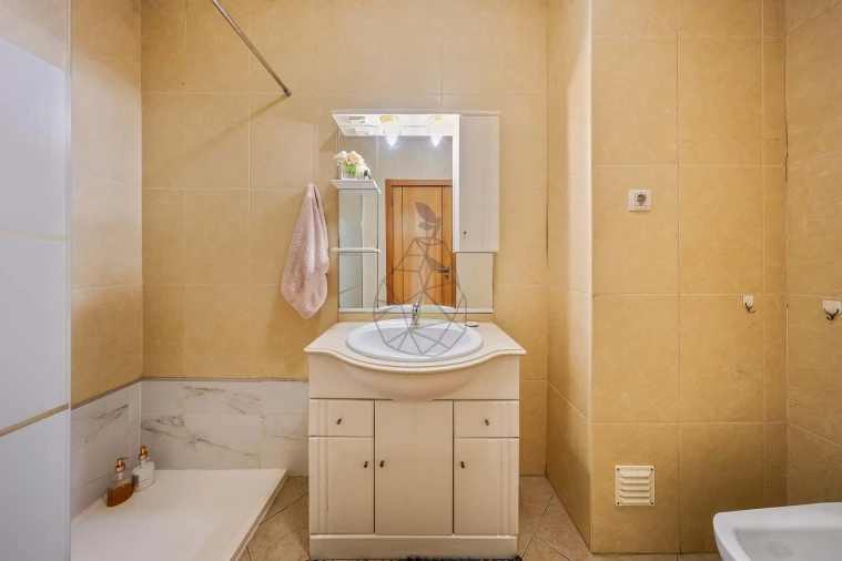 Apartamento T1 para Arrendamento em Portimão Foto 5