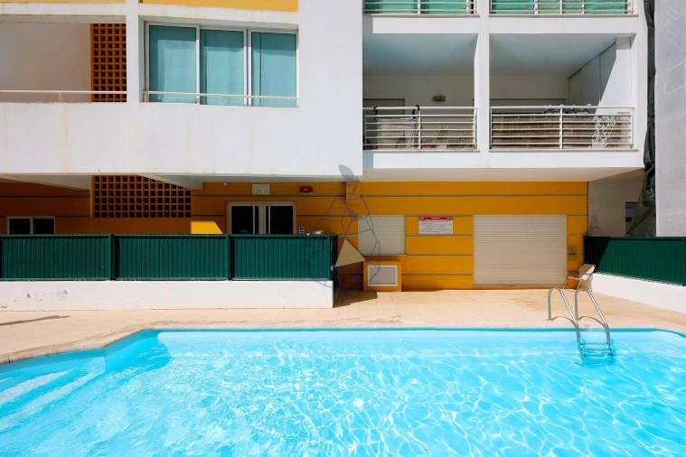 Apartamento T1 para Arrendamento em Portimão Foto 27
