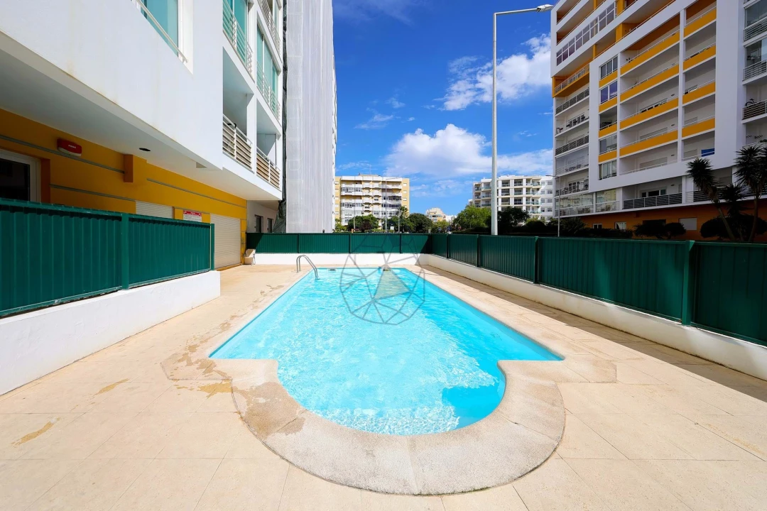 Apartamento T1 para Arrendamento em Portimão Foto 25