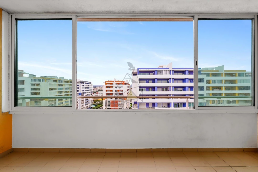Apartamento T1 para Arrendamento em Portimão Foto 11