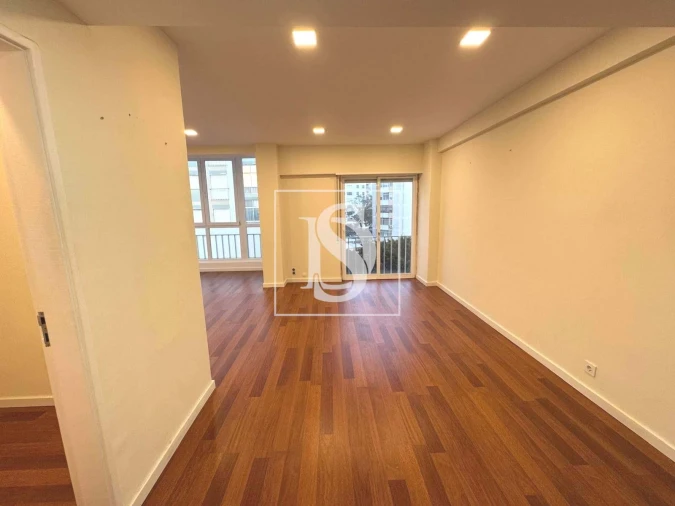 Apartamento T2 para Arrendamento em Oeiras e São Julião da Barra, Paço de Arcos e Caxias Foto 4