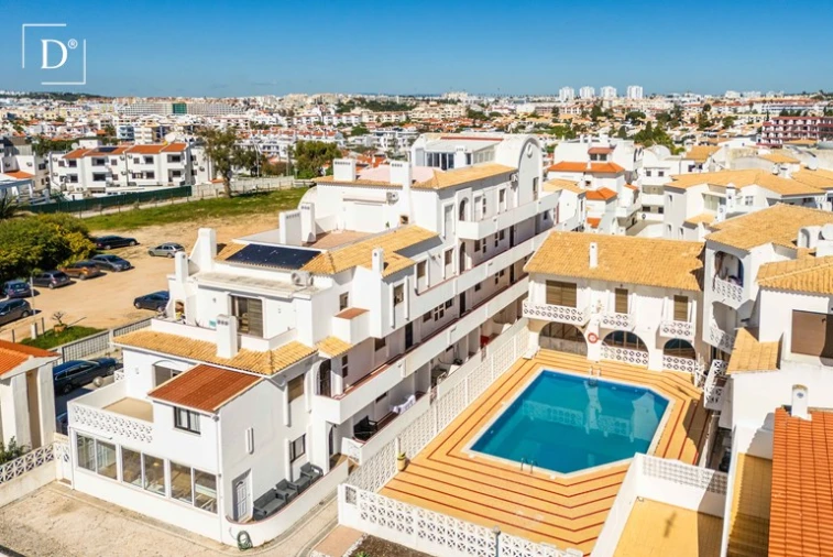 Apartamento T2 para Venda em Albufeira e Olhos de Água