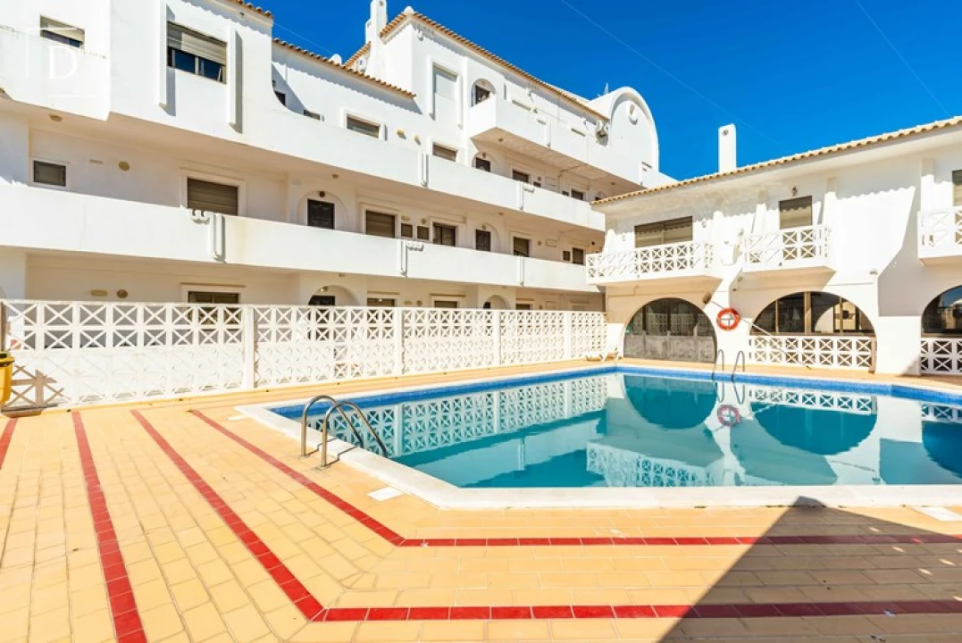 Apartamento T2 para Venda em Albufeira e Olhos de Água Foto 17