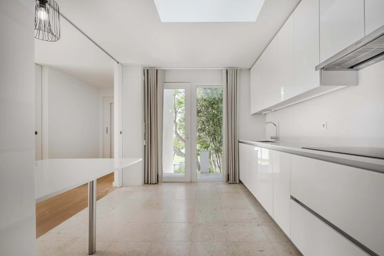 Moradia T5 para Venda em Carcavelos e Parede Foto 16