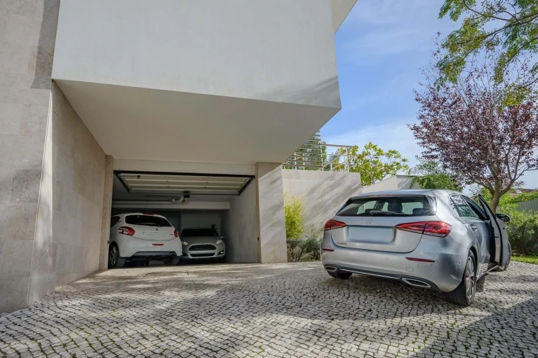 Moradia T5 para Venda em Carcavelos e Parede Foto 69