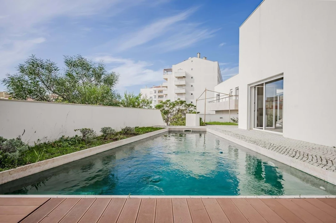 Moradia T5 para Venda em Carcavelos e Parede Foto 75