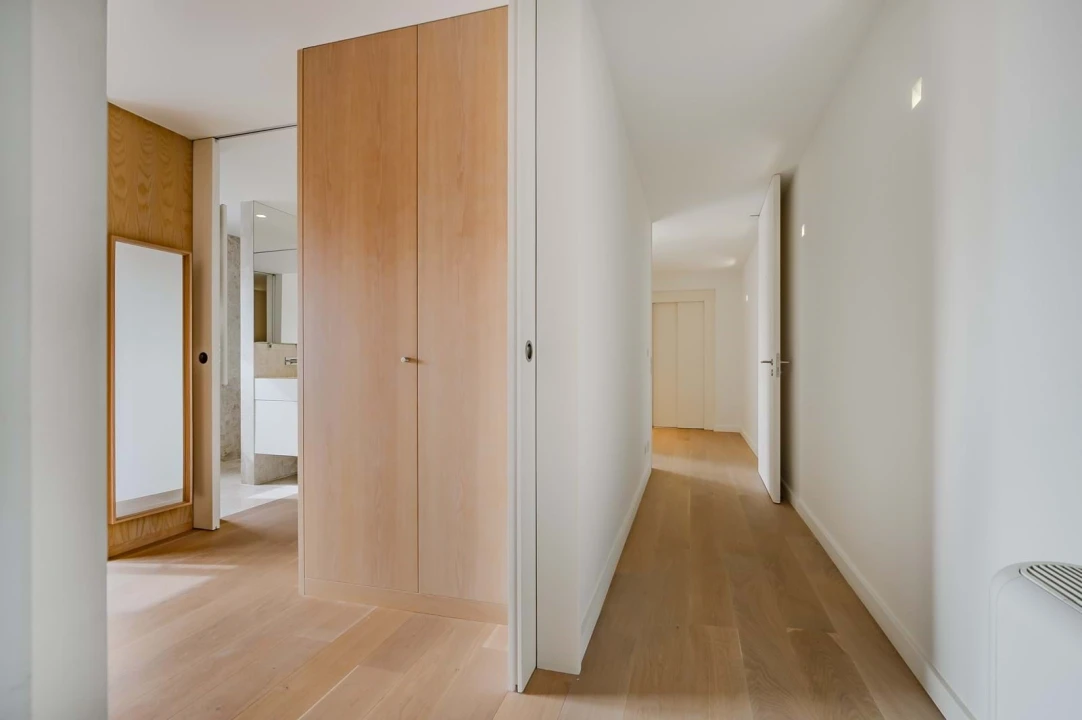 Moradia T5 para Venda em Carcavelos e Parede Foto 25