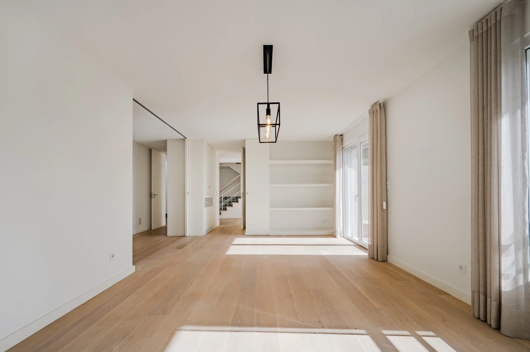 Moradia T5 para Venda em Carcavelos e Parede Foto 22