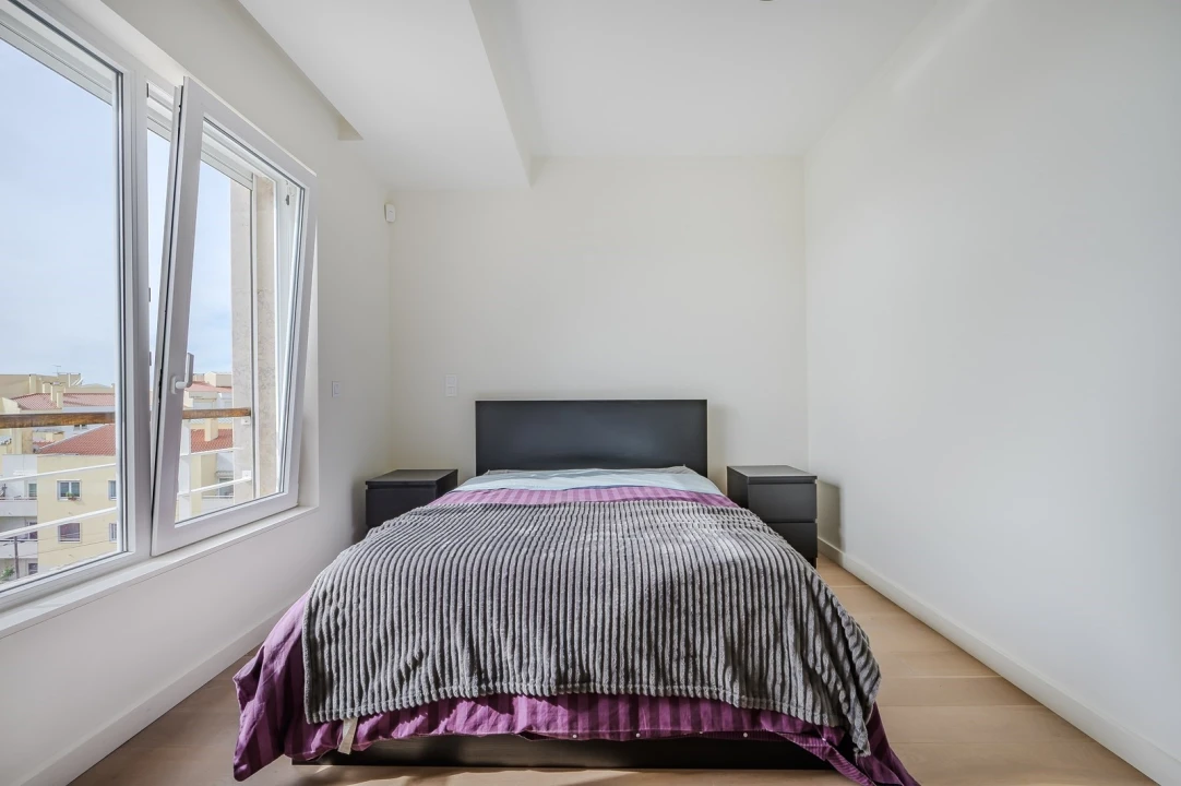 Moradia T5 para Venda em Carcavelos e Parede Foto 42