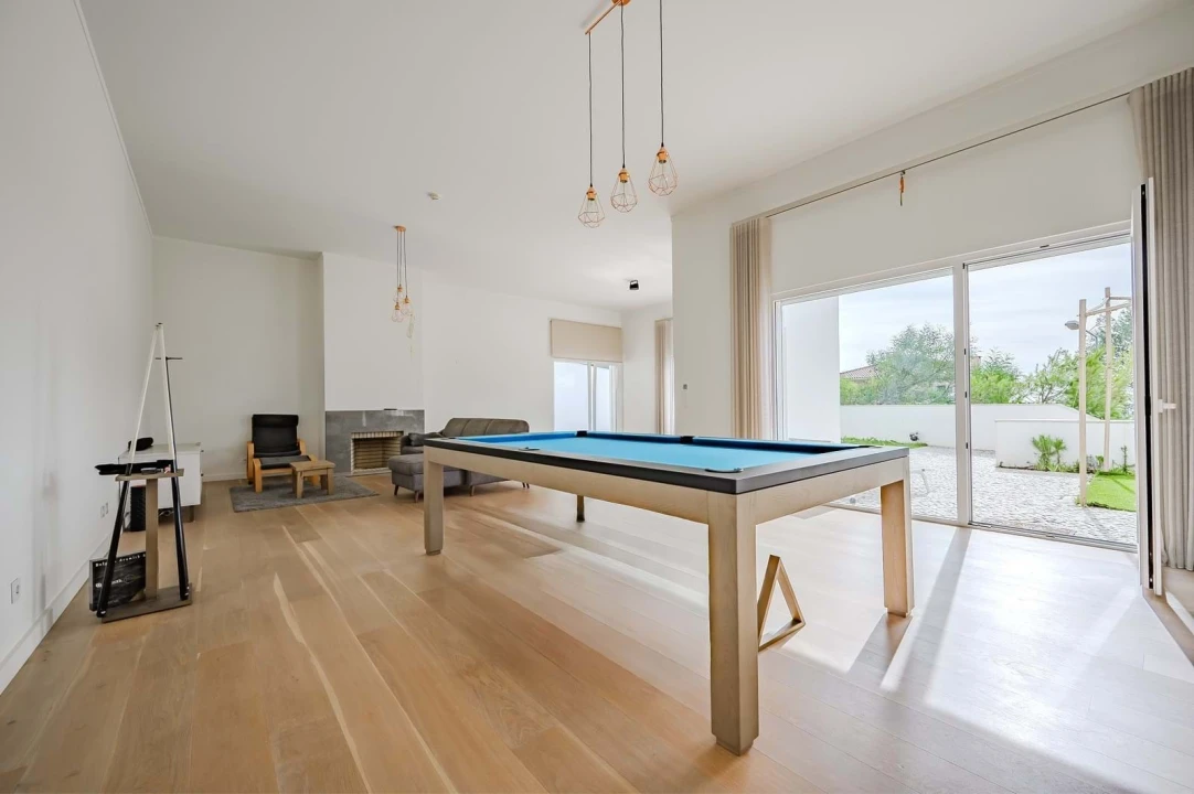 Moradia T5 para Venda em Carcavelos e Parede Foto 10