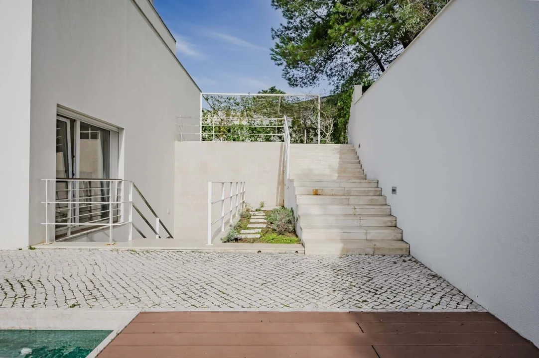 Moradia T5 para Venda em Carcavelos e Parede Foto 4