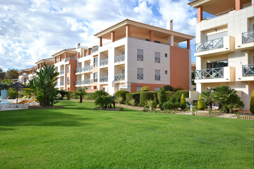 Apartamento T2 para Arrendamento em Albufeira e Olhos de Água Foto 1