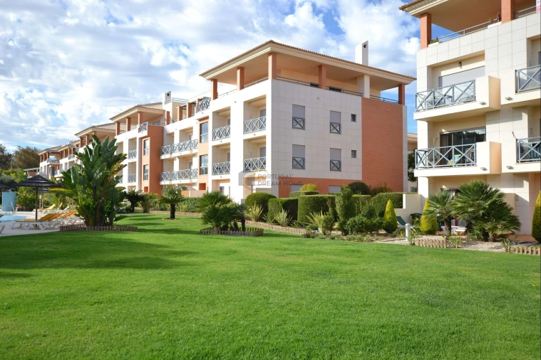 Apartamento T2 para Arrendamento em Albufeira e Olhos de Água Foto 1