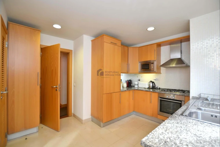 Apartamento T2 para Arrendamento em Albufeira e Olhos de Água Foto 6