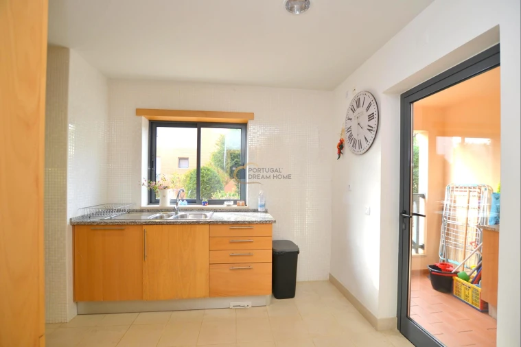 Apartamento T2 para Arrendamento em Albufeira e Olhos de Água Foto 8