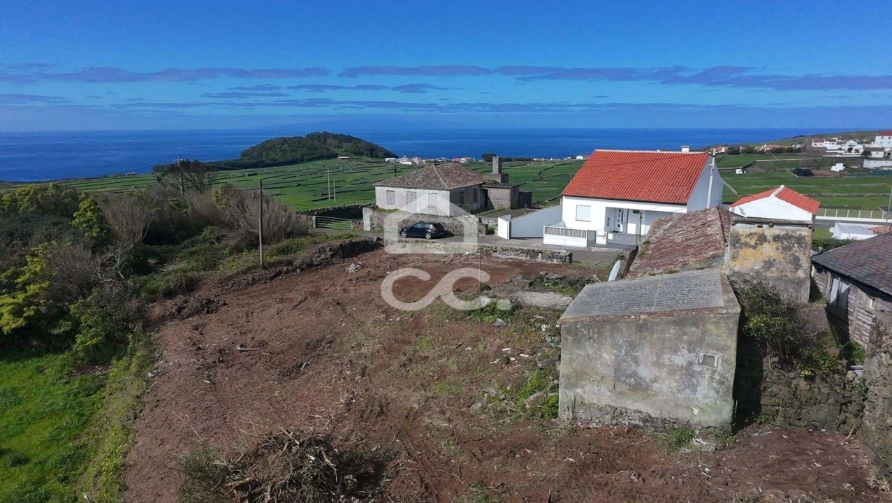 Moradia T2 para Venda em Santa Barbara Foto 2